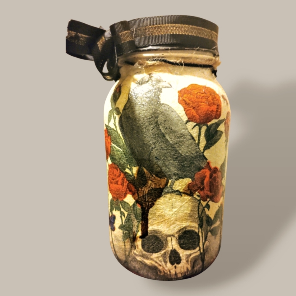 Gothic Chic Luminary